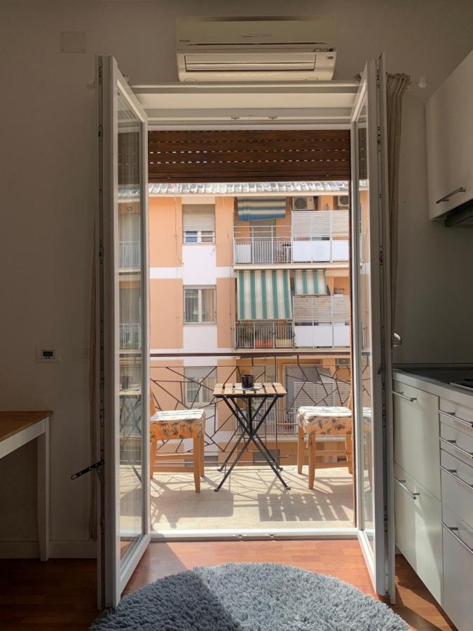 Our Cozy Homestay Рим Екстер'єр фото